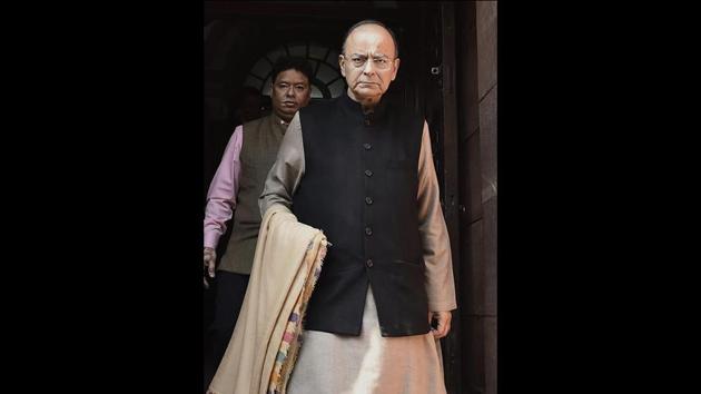 The Economic Survey of India was tabled later in the day by Finance Minister Arun Jaitley. India’s economy should grow between 7% and 7.5% in the 2018-19 fiscal year, with exports and private investment set to rebound, Jaitley said. (Kamal Singh / PTI) The Economic Survey of India was tabled later in the day by Finance Minister Arun Jaitley. India’s economy should grow between 7% and 7.5% in the 2018-19 fiscal year, with exports and private investment set to rebound, Jaitley said. (Kamal Singh / PTI)