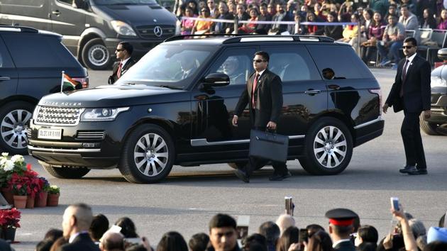 Prime Minister Narendra Modi’s cavalcade arrives for Beating Retreat ceremony. (Ajay Aggarwal / HT Photo) Prime Minister Narendra Modi’s cavalcade arrives for Beating Retreat ceremony. (Ajay Aggarwal / HT Photo)