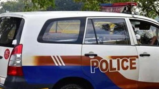 A gang hijacked police van, stripped the cops and wore their uniform before abducting a girl in Madhya Pradesh. (Shutterstock/file photo) A gang hijacked police van, stripped the cops and wore their uniform before abducting a girl in Madhya Pradesh. (Shutterstock/file photo)