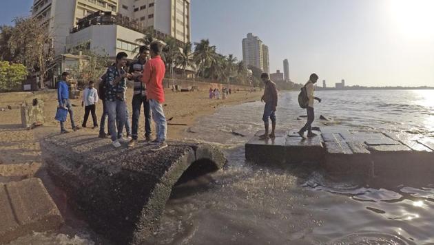 Untreated waste from the Trust and other government agencies flow through rivers and finally end up in the Arabian sea(HT FILE PHOTO)