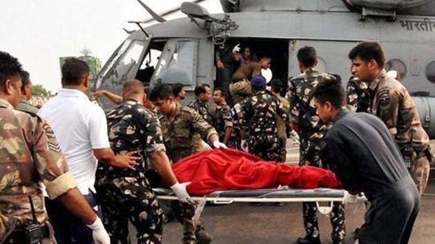 Injured Amarnath pilgrims being taken to hospital by the Indian Air Force rescue team last year in Jammu.(PTI File Photo) Injured Amarnath pilgrims being taken to hospital by the Indian Air Force rescue team last year in Jammu.(PTI File Photo)