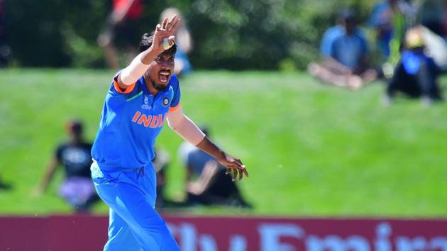 Indian U-19 cricket team's Ishan Porel appeals for a leg-before-wicket on Pakistan U-19 cricket team's Ammad Alam during the ICC U-19 Cricket World Cup semi-final at Hagley Oval in Christchurch on Tuesday.(AFP)