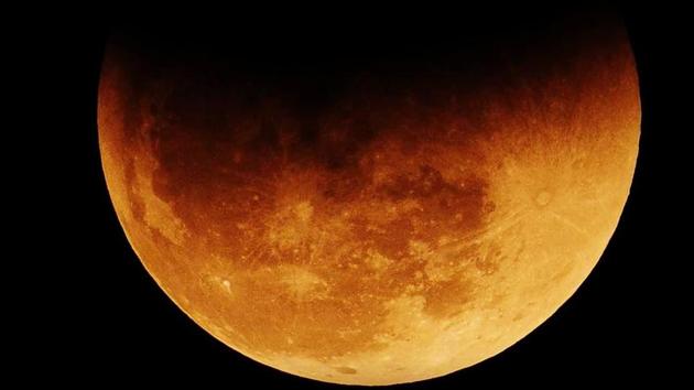 The moon passes into the earth’s shadow during a lunar eclipse as seen in Chandigarh on January 31. (Ravi Kumar/HT Photo) The moon passes into the earth’s shadow during a lunar eclipse as seen in Chandigarh on January 31. (Ravi Kumar/HT Photo)