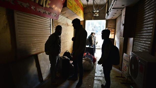 Sealing of the commercial establishments had started on December 22 from Defence Colony Market, on the directions of the Supreme Court-appointed monitoring committee. (Sanchit Khanna/HT PHOTO) Sealing of the commercial establishments had started on December 22 from Defence Colony Market, on the directions of the Supreme Court-appointed monitoring committee. (Sanchit Khanna/HT PHOTO)