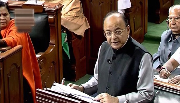 Union finance minister Arun Jaitley presents the Union Budget at Parliament, in New Delhi.(PTI)