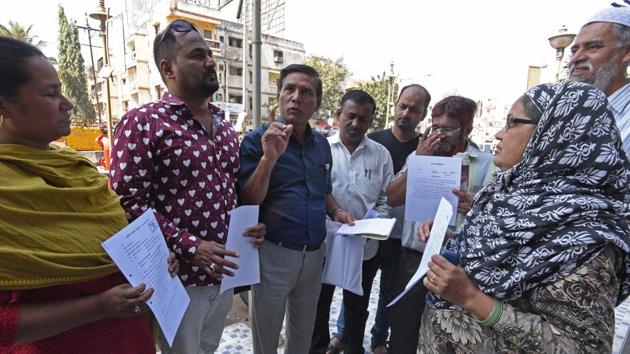 Parents, relatives and civil society organisations including a political party on Thursday staged a protest against the Savitribai Phule Pune University (SPPU) and Abeda Inamdar Senior College for Arts, Commerce and Science demanding action over the death of 14 computer science students at Murud in 2016. (Pratham Gokhale/HT Photo) Parents, relatives and civil society organisations including a political party on Thursday staged a protest against the Savitribai Phule Pune University (SPPU) and Abeda Inamdar Senior College for Arts, Commerce and Science demanding action over the death of 14 computer science students at Murud in 2016. (Pratham Gokhale/HT Photo)