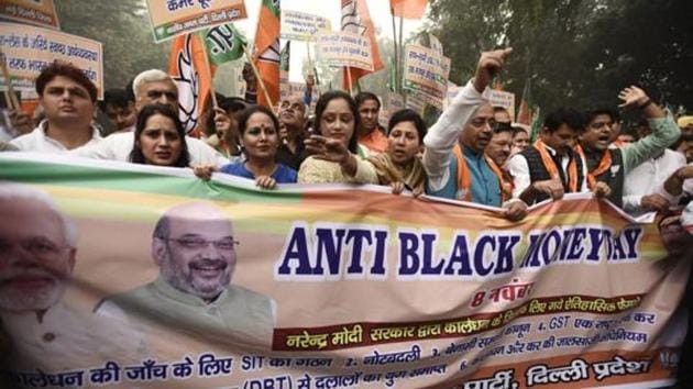 BJP supporters observe anti-black money day in support of demonetization, in New Delhi. (Burhaan Kinu/HT File Photo) BJP supporters observe anti-black money day in support of demonetization, in New Delhi. (Burhaan Kinu/HT File Photo)