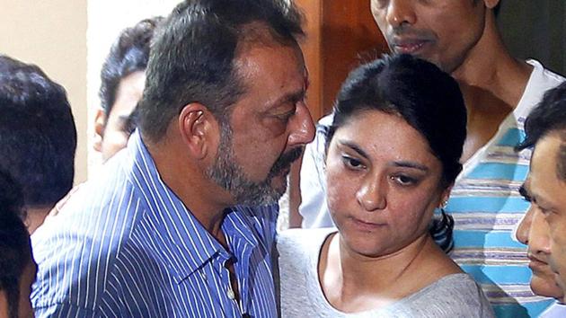 Priya Dutt hugs brother Sanjay Dutt as he leaves for Yerawada Jail after the end of his two weeks' furlough by the state prison authorities in Mumbai, India. (HT File Photo) Priya Dutt hugs brother Sanjay Dutt as he leaves for Yerawada Jail after the end of his two weeks' furlough by the state prison authorities in Mumbai, India. (HT File Photo)
