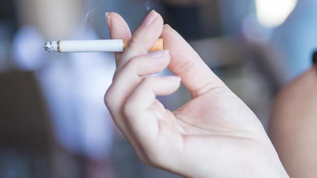Cigarette smokers have a higher risk of developing heart diseases.(Getty Images/iStockphoto)