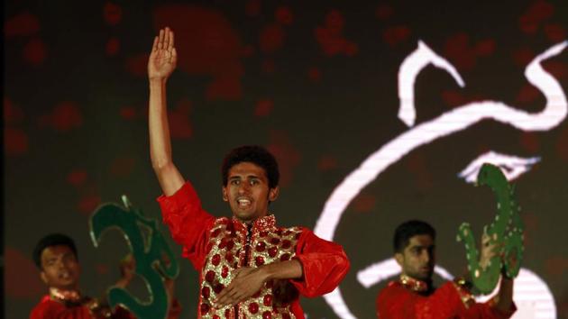 The group of visually impaired boys also performed an equally enthralling dance performance. (Rahul Raut/HT PHOTO) The group of visually impaired boys also performed an equally enthralling dance performance. (Rahul Raut/HT PHOTO)
