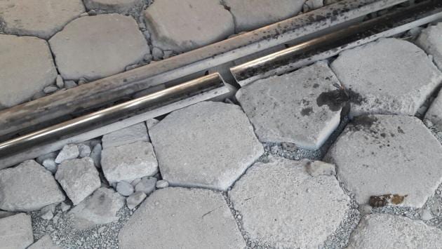The fracture could have occurred due to low temperatures in the area, said a Western Railway spokesperson. (HT photo) The fracture could have occurred due to low temperatures in the area, said a Western Railway spokesperson. (HT photo)