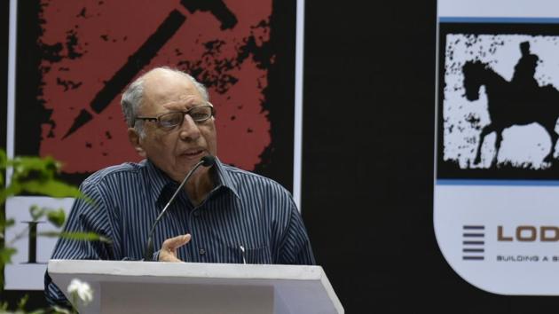 Celebrated Indian poet Keki Daruwalla at the Hindustan Times Kala Ghoda Arts Festival on Saturday. (Aalok Soni/HT Photo) Celebrated Indian poet Keki Daruwalla at the Hindustan Times Kala Ghoda Arts Festival on Saturday. (Aalok Soni/HT Photo)