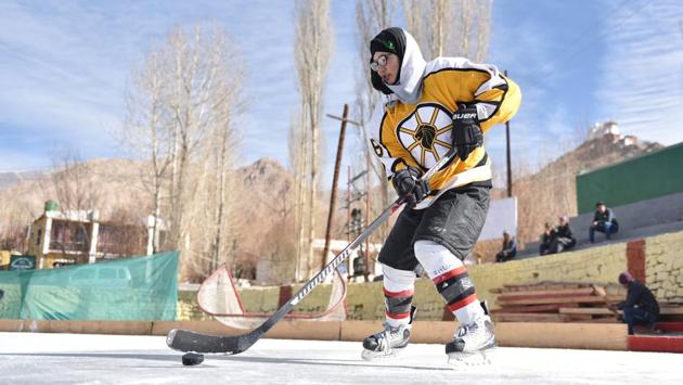 Shabina Kausar, 20, plays in the right forward position, but does not own a playing kit. “I am playing with borrowed equipment. The kit is very expensive and I’m from a lower-middle class family. The only pair of skates I own, I bought in 2011 for ₹8,000,” she said. (Sanchit Khanna / HT Photo) Shabina Kausar, 20, plays in the right forward position, but does not own a playing kit. “I am playing with borrowed equipment. The kit is very expensive and I’m from a lower-middle class family. The only pair of skates I own, I bought in 2011 for ₹8,000,” she said. (Sanchit Khanna / HT Photo)