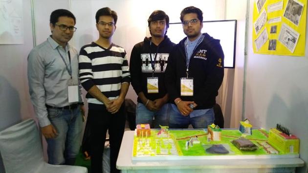 Students with their crop residue to vermicompost model at ‘IMTheInnovator' event in Ghaziabad. (HT Photo) Students with their crop residue to vermicompost model at ‘IMTheInnovator' event in Ghaziabad. (HT Photo)