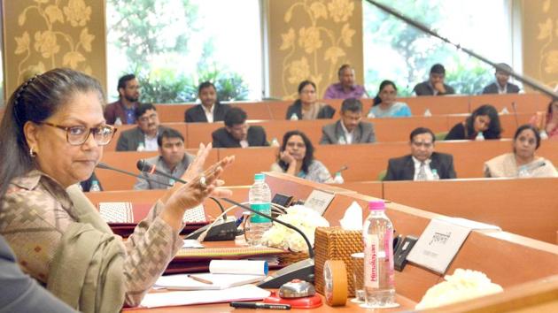 CM Vasundhara Raje in a pre-budget meeting with public representatives in Jaipur on Saturday. (HT Photo) CM Vasundhara Raje in a pre-budget meeting with public representatives in Jaipur on Saturday. (HT Photo)