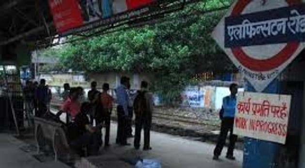 The plan got a push steam after 23 people died during a stampede at Elphinstone Road station on September 29. (HT Photo) The plan got a push steam after 23 people died during a stampede at Elphinstone Road station on September 29. (HT Photo)