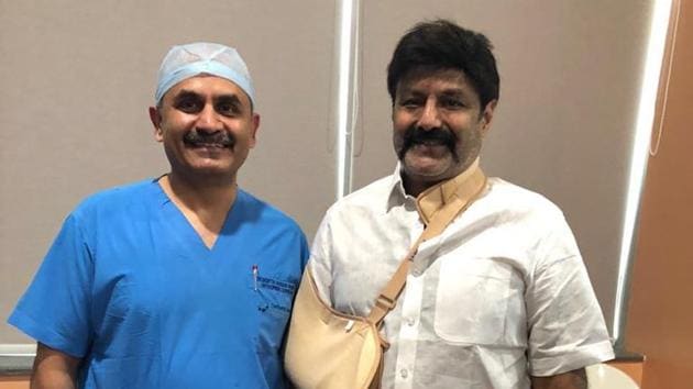 Nandamuri Balakrishna suffered a rotator cuff tear of shoulder while shooting for Gauthamiputra Satakarni. Nandamuri Balakrishna suffered a rotator cuff tear of shoulder while shooting for Gauthamiputra Satakarni.
