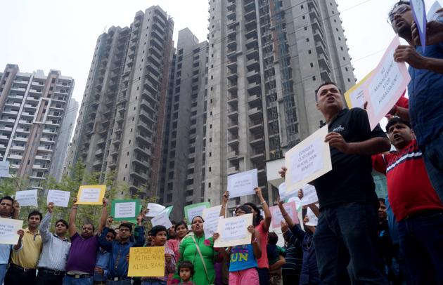 Noida and Greater Noida homebuyers have been up in arms over the delay in getting possession of their flats.(HT FILE PHOTO)