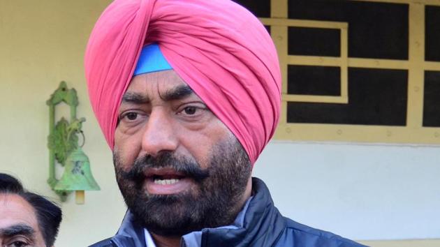 A delegation of AAP MLAs led by leader of opposition Sukhpal Singh Khaira made the demand in a meeting with assembly speaker Rana KP Singh. (HT File) A delegation of AAP MLAs led by leader of opposition Sukhpal Singh Khaira made the demand in a meeting with assembly speaker Rana KP Singh. (HT File)