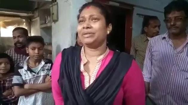 Rita Sarkar has alleged that her husband and his family would torture her regularly as their demand for Rs 2 lakh dowry was not met.(HT PHOTO)