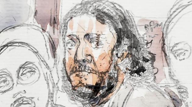 This courtroom sketch shows prime suspect in the November 2015 Paris attacks Salah Abdeslam (centre) surrounded by Belgian special police officers in the courtroom at the "Palais de Justice" courthouse in Brussels for the opening of the trial.(AFP Photo)