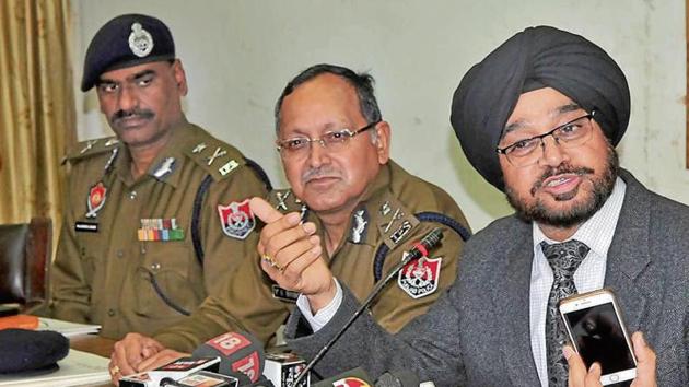 State election commissioner Jagpal Singh Sandhu (extreme right) addressing the media at the Circuit House in Ludhiana on Tuesday.(Gurminder Singh/HT) State election commissioner Jagpal Singh Sandhu (extreme right) addressing the media at the Circuit House in Ludhiana on Tuesday.(Gurminder Singh/HT)