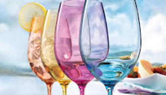 The MTDC has chosen two campsites at Vallonne vineyard and Vinchur wine park where tourists can experience local food with the best variety of wines. The MTDC has chosen two campsites at Vallonne vineyard and Vinchur wine park where tourists can experience local food with the best variety of wines.