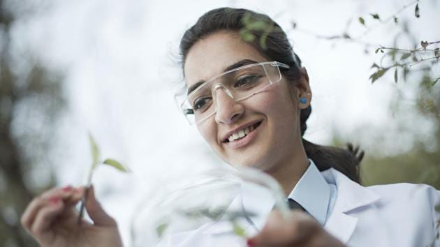 The study by the Technical University of Munich (TUM) and the University of Mainz in Germany advises offering more outdoor instruction at the lower secondary level.(Getty Images)