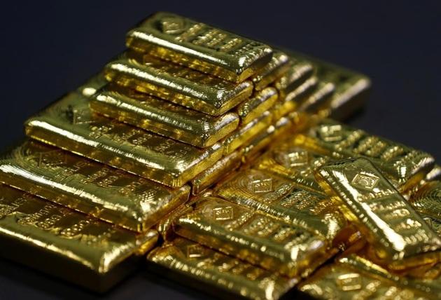 Gold prices dropped for a third straight session on Thursday and hit a fresh four-week low. (Reuters) Gold prices dropped for a third straight session on Thursday and hit a fresh four-week low. (Reuters)