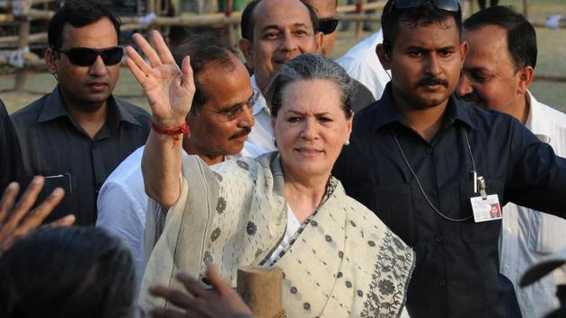File photo of former Congress president Sonia Gandhi at an election rally in Kolkata. (HT) File photo of former Congress president Sonia Gandhi at an election rally in Kolkata. (HT)