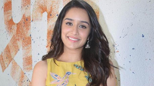 Actor Shraddha Kapoor is recently shooting for Batti Gul and Meter Chalu with actor Shahid Kapoor in Uttarakhand. Actor Shraddha Kapoor is recently shooting for Batti Gul and Meter Chalu with actor Shahid Kapoor in Uttarakhand.