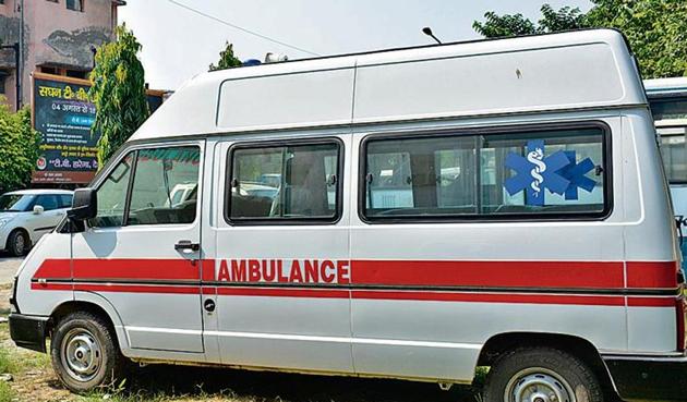 There were as many as 17,000 cases of childbirth in an ambulance or performed by the staff on the spot, according to the data. (HT File Photo) There were as many as 17,000 cases of childbirth in an ambulance or performed by the staff on the spot, according to the data. (HT File Photo)