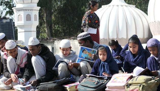 Contrary to the popular practice of same-sex classes after primary school, the madrasas in Chandigarh encourage girls to sit alongside boys to learn mathematics, sciences, Punjabi, Hindi, besides the Quran of course. (Ravi Kumar/HT) Contrary to the popular practice of same-sex classes after primary school, the madrasas in Chandigarh encourage girls to sit alongside boys to learn mathematics, sciences, Punjabi, Hindi, besides the Quran of course. (Ravi Kumar/HT)