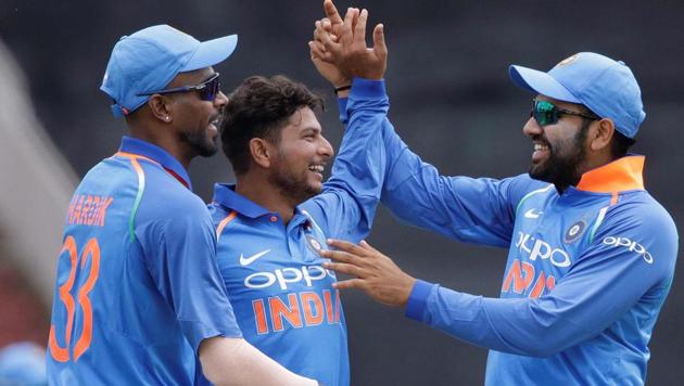 Kuldeep Yadav (C) and Yuzvendra Chahal have troubled the South African batsman in the ongoing ODI series.(AFP)