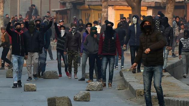 Protesters seen during clashes with security forces in Srinagar on January 21, 2018.(AFP File Photo) Protesters seen during clashes with security forces in Srinagar on January 21, 2018.(AFP File Photo)