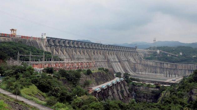 A view of the Sardar Sarovar Dam that was dedicated to the nation by Prime Minister Narendra Mod at Kevadiya in Narmada district.(PTI File Photo)