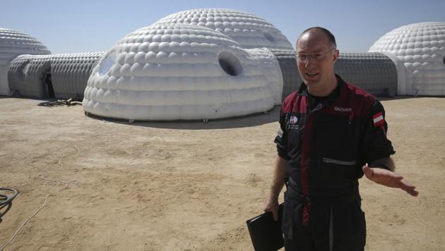The Omani government offered to host the Austrian Space Forum’s next Mars simulation during a meeting of the UN Committee on the Peaceful Uses of Outer Space. Gernot Groemer, commander of the Oman Mars simulation, said the forum quickly accepted. The mission, named AMADEE-18, grew to 16 scientific experiments, such as testing a “tumbleweed” whip-fast robot rover and a new spacesuit called Aouda. (Sam McNeil / AP) The Omani government offered to host the Austrian Space Forum’s next Mars simulation during a meeting of the UN Committee on the Peaceful Uses of Outer Space. Gernot Groemer, commander of the Oman Mars simulation, said the forum quickly accepted. The mission, named AMADEE-18, grew to 16 scientific experiments, such as testing a “tumbleweed” whip-fast robot rover and a new spacesuit called Aouda. (Sam McNeil / AP)