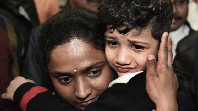 Vihaan Gupta, a five-year-old boy, is reunited with his mother in Delhi at Delhi Police Headquarters on February 6, 2018. Vihaan, who was kidnapped by two assailants on the morning of January 25 was finally rescued by Delhi police from Sahibabad (UP). (Sonu Mehta / HT Photo) Vihaan Gupta, a five-year-old boy, is reunited with his mother in Delhi at Delhi Police Headquarters on February 6, 2018. Vihaan, who was kidnapped by two assailants on the morning of January 25 was finally rescued by Delhi police from Sahibabad (UP). (Sonu Mehta / HT Photo)