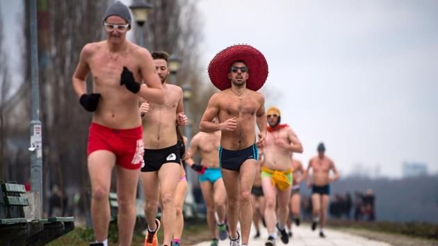 Runners take part in an Underpants Run on the banks of Danube river while outside temperatures approach zero degree Celsius in Belgrade on February 4, 2018. (Andrej Isakovic / AFP) Runners take part in an Underpants Run on the banks of Danube river while outside temperatures approach zero degree Celsius in Belgrade on February 4, 2018. (Andrej Isakovic / AFP)