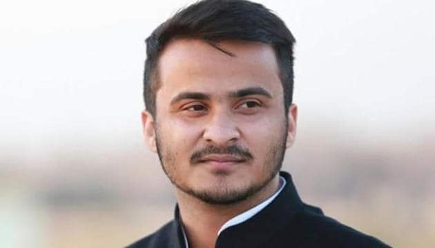 Abdullah Azam, son of senior Samajwadi Party leader, said in his complaint to the police he had received four calls from two different numbers on Wednesday.(HT PHOTO)