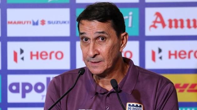 Mumbai City FC coach Alexandre Guimaraes speaks during the press conference before the Indian Super League game between Mumbai City FC and FC Pune City held at the Mumbai Football Arena, Mumbai on 10th February 2018. (ISL / SPORTZPICS) Mumbai City FC coach Alexandre Guimaraes speaks during the press conference before the Indian Super League game between Mumbai City FC and FC Pune City held at the Mumbai Football Arena, Mumbai on 10th February 2018. (ISL / SPORTZPICS)