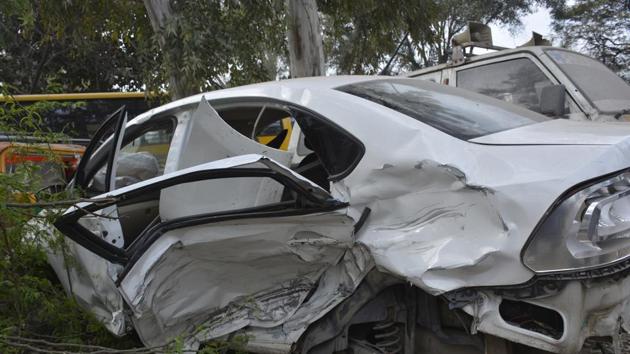 The Skoda Rapid in which three persons were travelling was hit by an SUV around 4am on Sunday. (Sakib Ali/HT Photo) The Skoda Rapid in which three persons were travelling was hit by an SUV around 4am on Sunday. (Sakib Ali/HT Photo)
