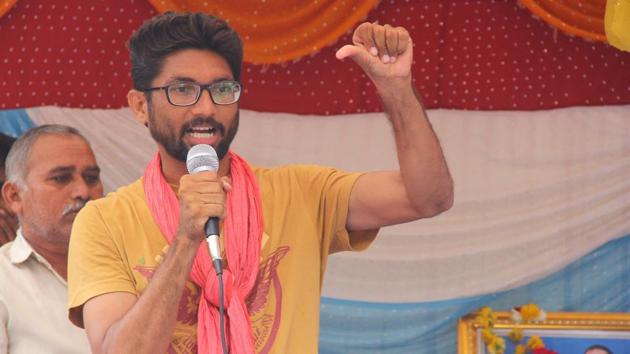 Jignesh Mewani at a rally in Gujarat.(Siddharaj Solanki/HT FILE Photo)