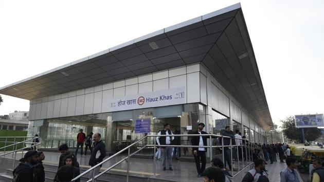 The new station at Hauz Khas will come as a boon for commuters from Gurgaon, Noida, Faridabad and Dwarka.(Burhaan Kinu/HT PHOTO) The new station at Hauz Khas will come as a boon for commuters from Gurgaon, Noida, Faridabad and Dwarka.(Burhaan Kinu/HT PHOTO)