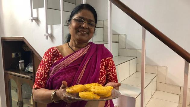 Shubha Sinha at her apartment in east Delhi’s Mayur Vihar Phase I. (Mayank Austen Soofi / HT Photo) Shubha Sinha at her apartment in east Delhi’s Mayur Vihar Phase I. (Mayank Austen Soofi / HT Photo)