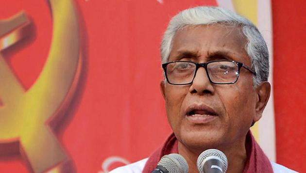Tripura chief minister Manik Sarkar addresses an election campaign rally at Gandhigram on Saturday.(PTI File Photo)