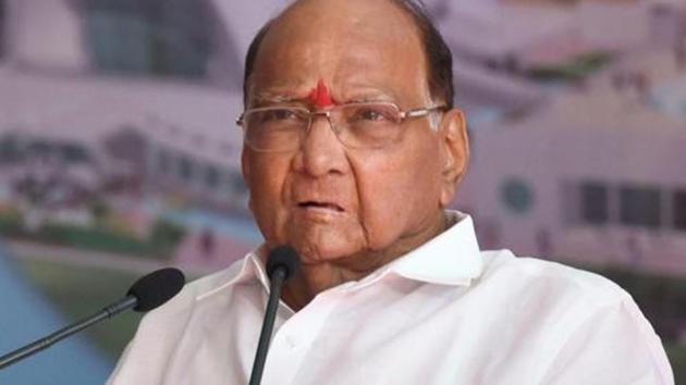 NCP chief Sharad Pawar made a similar attempt recently by personally inviting party leaders from the Congress, Trinamool Congress, CPI, CPI-M, National Conference and the Samajwadi Party to attend the Save The Constitution march in Mumbai on January 26.(PTI File Photo)