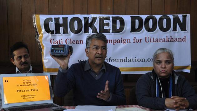 Gati Foundation officials raise the issue at a press conference in Dehradun on Wednesday. (HT PHOTO) Gati Foundation officials raise the issue at a press conference in Dehradun on Wednesday. (HT PHOTO)