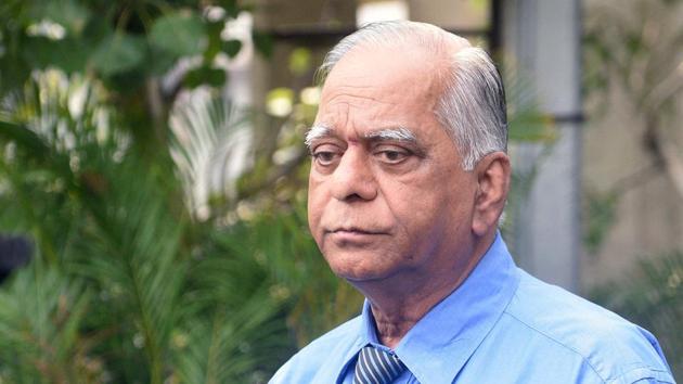 DS Kulkarni (DSK) at his office on JM road in Pune. (HT File Photo) DS Kulkarni (DSK) at his office on JM road in Pune. (HT File Photo)