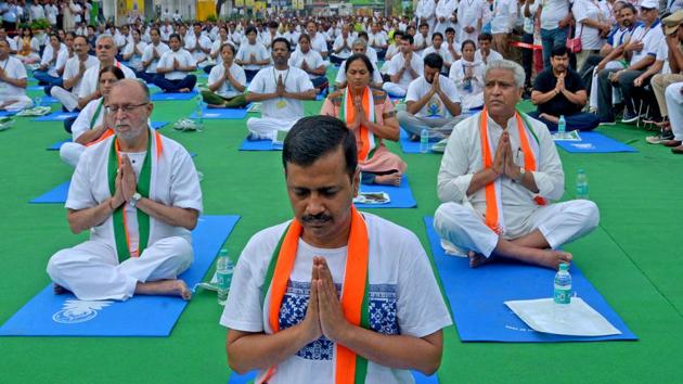 Kejriwal performed yoga on the 2017 International Day of Yoga at Connaught Place. Of 1,000 clinics planned under the Mohalla Clinic scheme only 160 clinics are now operational with expansion crawling for want of land from various agencies. The government is also providing free surgeries and radio-diagnosis tests at empanelled private centres, if service is unavailable or waiting period too long at government hospitals. (HT Archive) Kejriwal performed yoga on the 2017 International Day of Yoga at Connaught Place. Of 1,000 clinics planned under the Mohalla Clinic scheme only 160 clinics are now operational with expansion crawling for want of land from various agencies. The government is also providing free surgeries and radio-diagnosis tests at empanelled private centres, if service is unavailable or waiting period too long at government hospitals. (HT Archive)